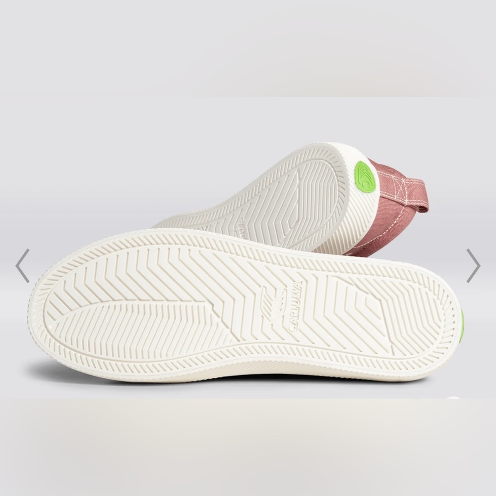 Cariuma + Pantone OCA Low Withered Rose Canvas Contrast Thread Sneaker - Picture 5 of 13